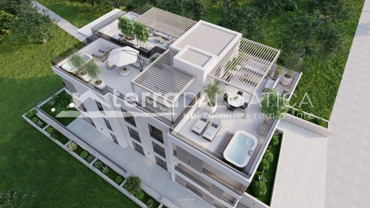 Novogradnja, Sv. Filip i Jakov - pogled na more, vrt od 92m2 i garaža