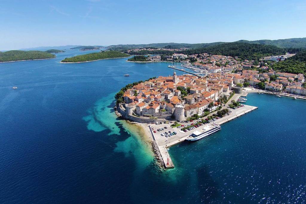 Kuca na vecem ili manjem otoku?