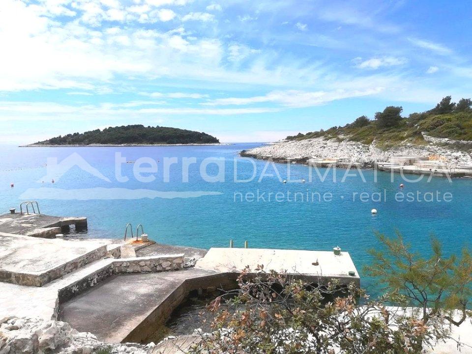 Rogoznica, nova kuća modernog dizajna u blizini mora