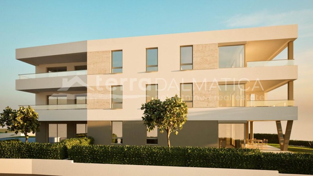 Tribunj, a beautiful three bedroom apartment with a sea view
