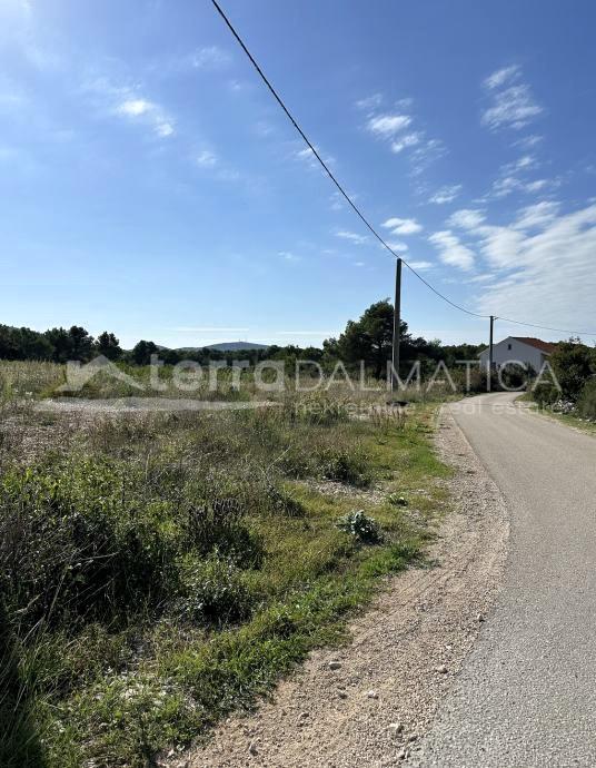 Pirovac, attractive land for construction